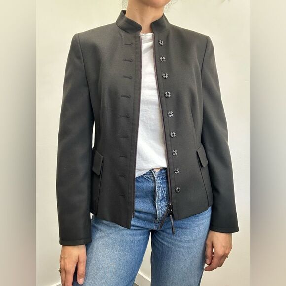 Akris Punto 100% Wool Black Blazer Snap Front Detail High neck Size 8 - Picture 6 of 14